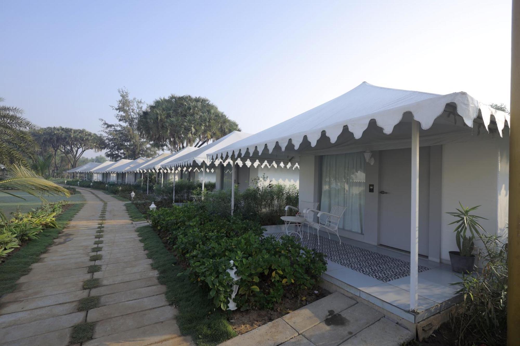 The Fern Seaside Luxurious Tent Resort Daman Eksteriør bilde