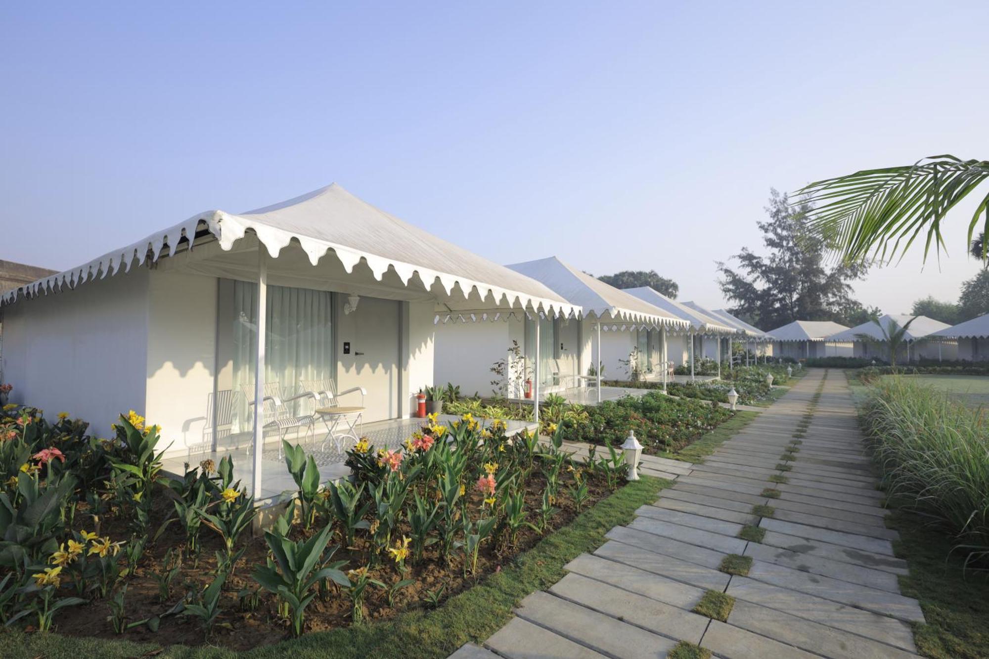 The Fern Seaside Luxurious Tent Resort Daman Eksteriør bilde